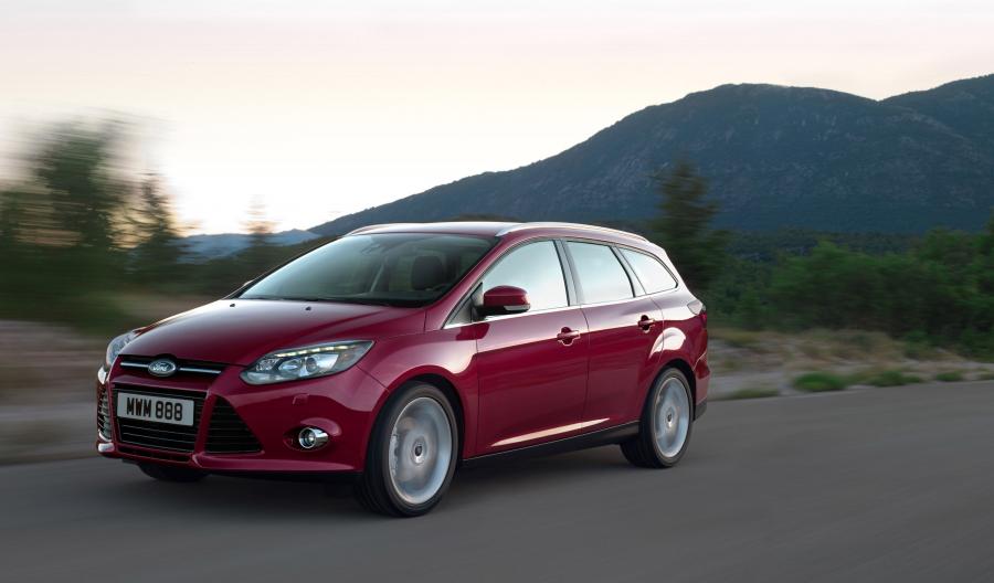  Ford Focus Hatchback 2010 года  (фото 26 из 52)